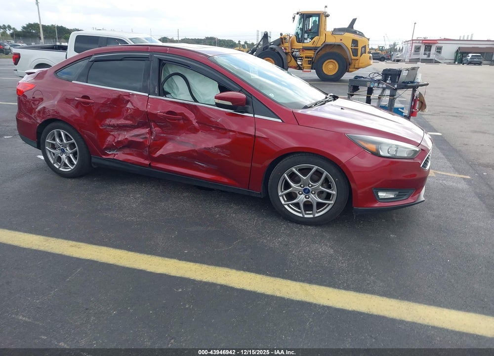 2015 FORD FOCUS SE VIN: 1FADP3F28FL286121