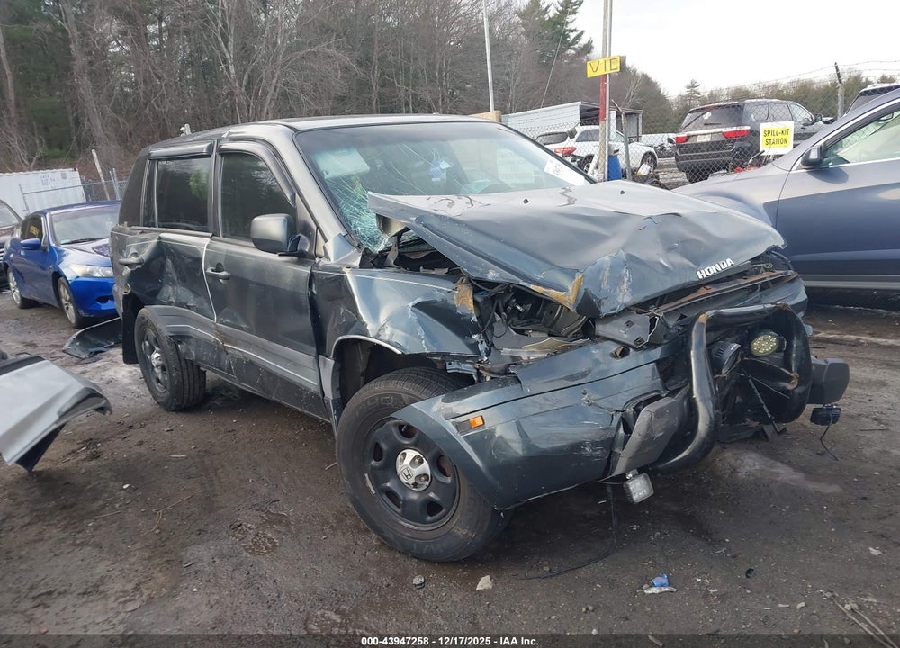 2004 HONDA PILOT LX VIN: 2HKYF18114H583496
