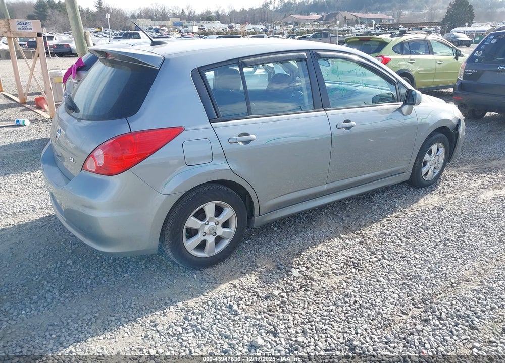 2011 NISSAN VERSA 1.8SL VIN: 3N1BC1CP2BL404067
