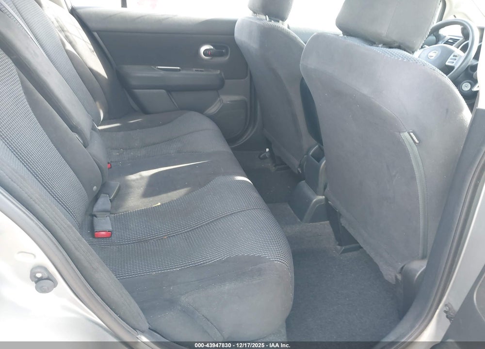 2011 NISSAN VERSA 1.8SL VIN: 3N1BC1CP2BL404067