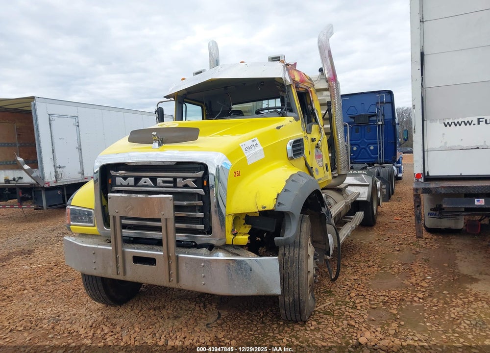 2025 MACK GRANITE VIN: 1M1GR4GY8SM047392