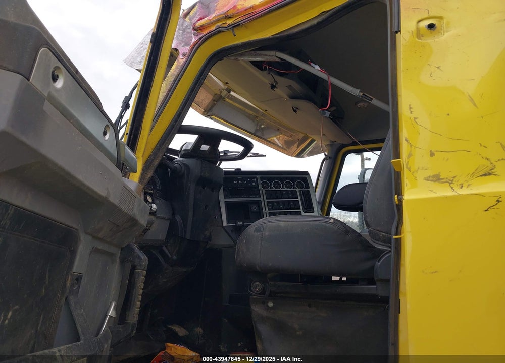 2025 MACK GRANITE VIN: 1M1GR4GY8SM047392