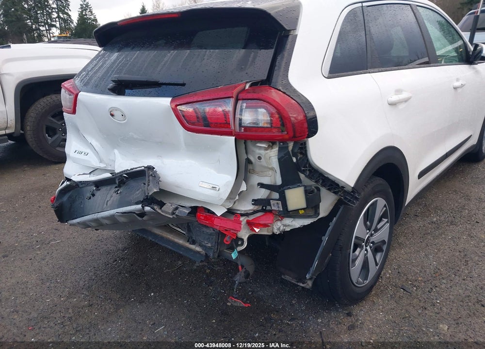 2019 KIA NIRO EX VIN: KNDCC3LC1K5275006