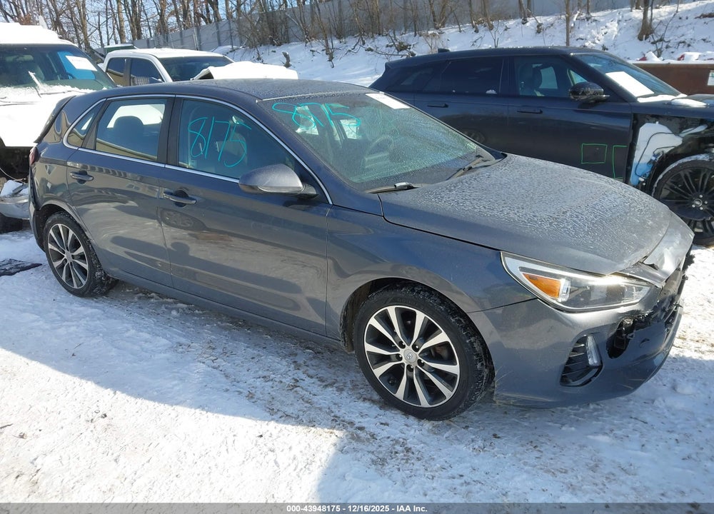 2018 HYUNDAI ELANTRA GT VIN: KMHH35LE0JU078508