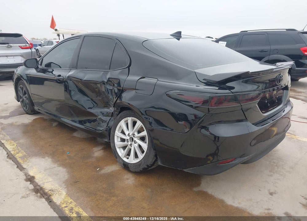 2022 TOYOTA CAMRY LE VIN: 4T1C11AK6NU675539