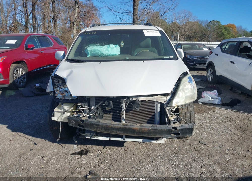 2004 TOYOTA SIENNA XLE VIN: 5TDZA22C54S155458
