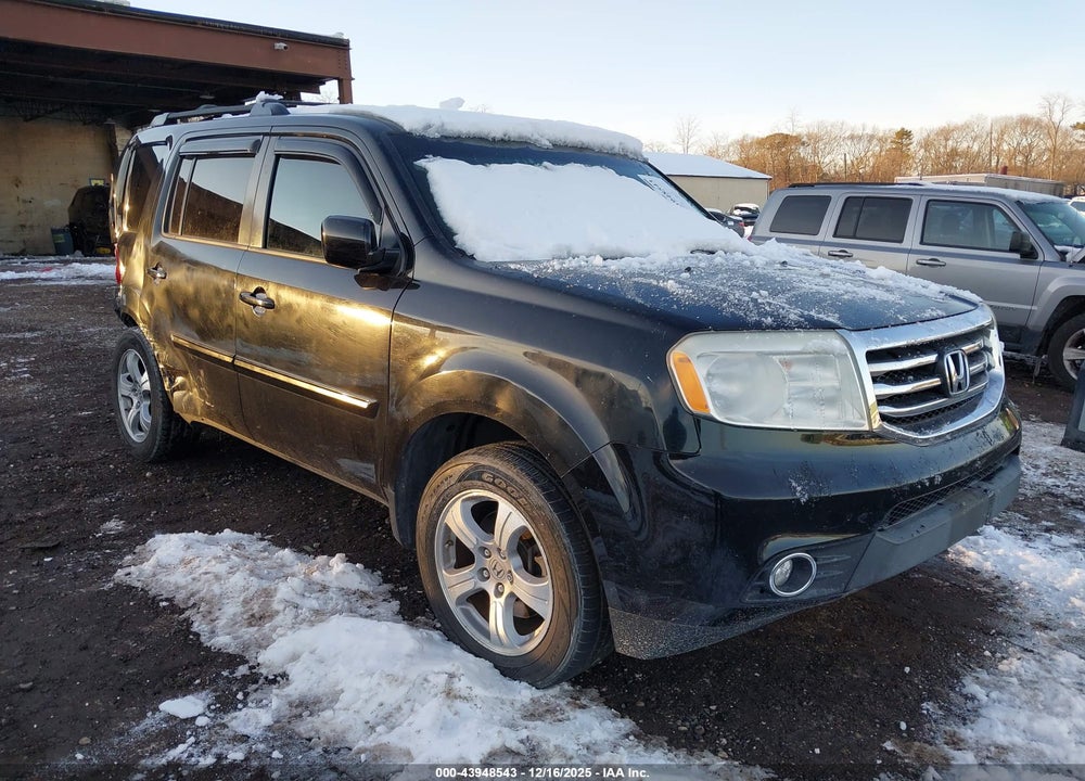 2015 HONDA PILOT EX-L VIN: 5FNYF4H65FB051604