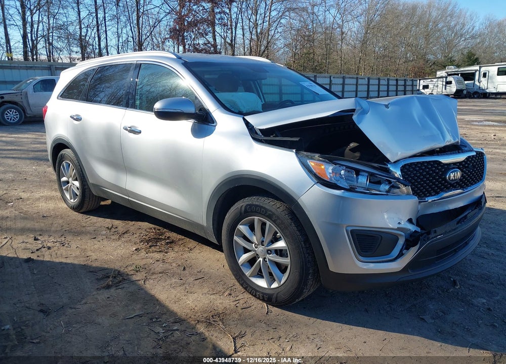 2018 KIA SORENTO 2.4L LX VIN: 5XYPG4A34JG387822