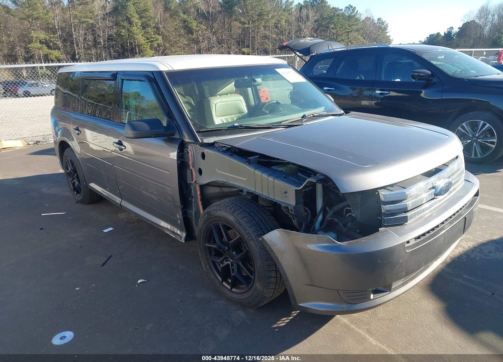 2009 FORD FLEX SE VIN: 2FMDK51C39BA50433