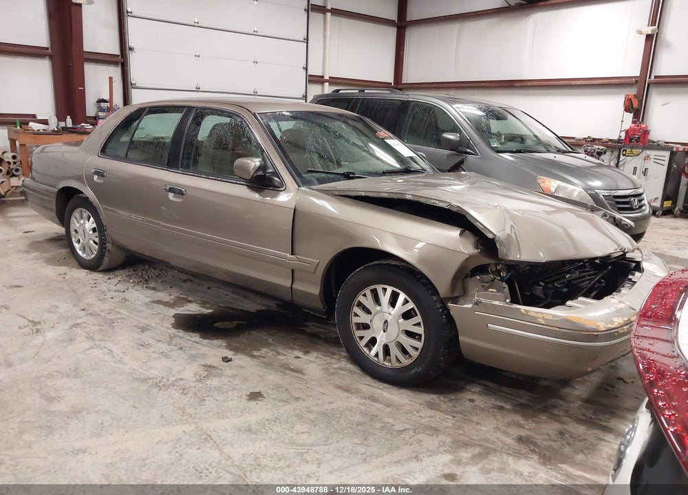 2003 FORD CROWN VICTORIA LX VIN: 2FAFP74W83X138782