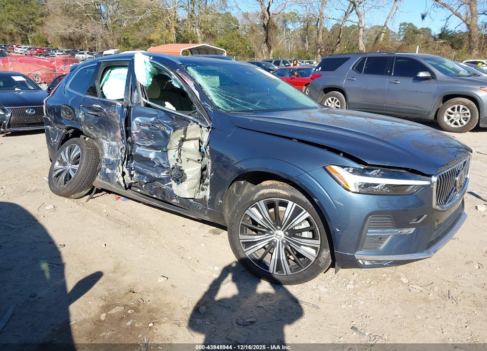 2023 VOLVO XC60 B5 PLUS BRIGHT THEME VIN: YV4L12DN4P1254968
