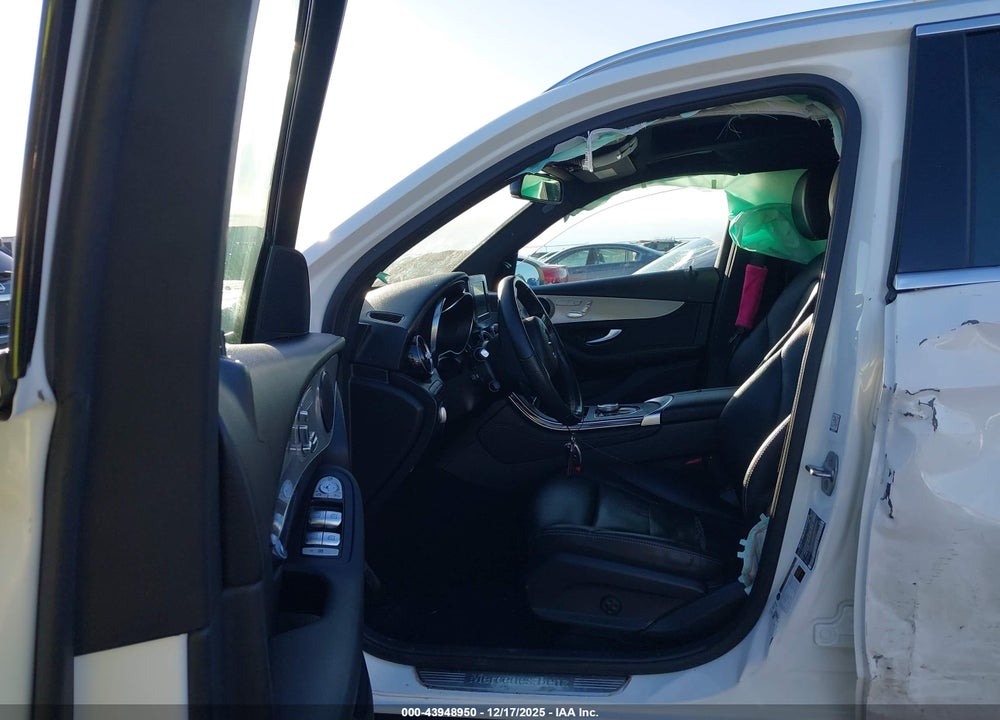 2019 MERCEDES-BENZ GLC 300 4MATIC VIN: WDC0G4KB8KF662095