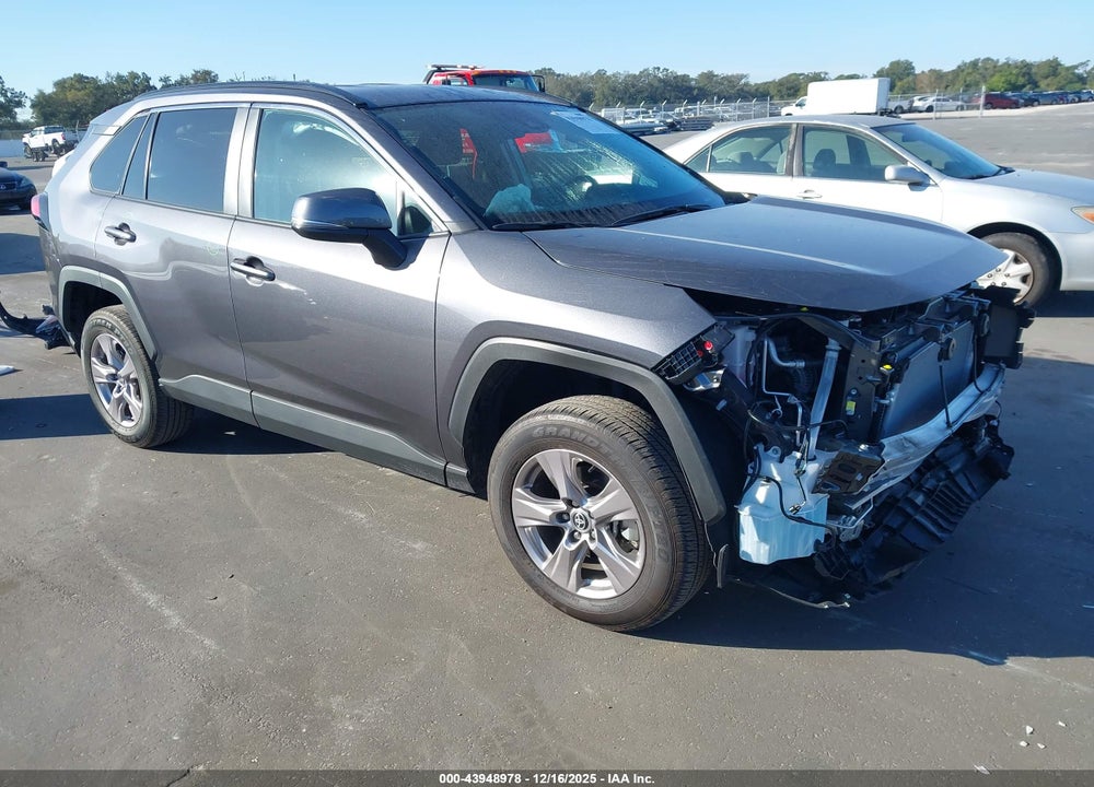2024 TOYOTA RAV4 XLE VIN: 2T3P1RFV3RC468835