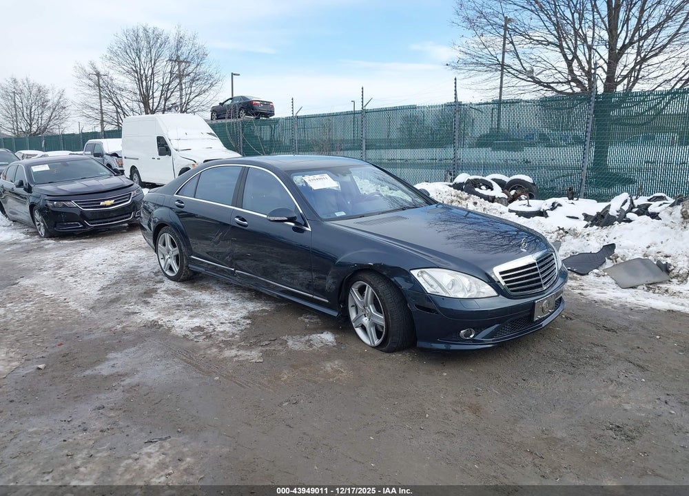 2007 MERCEDES-BENZ S 550 VIN: WDDNG71X67A075043
