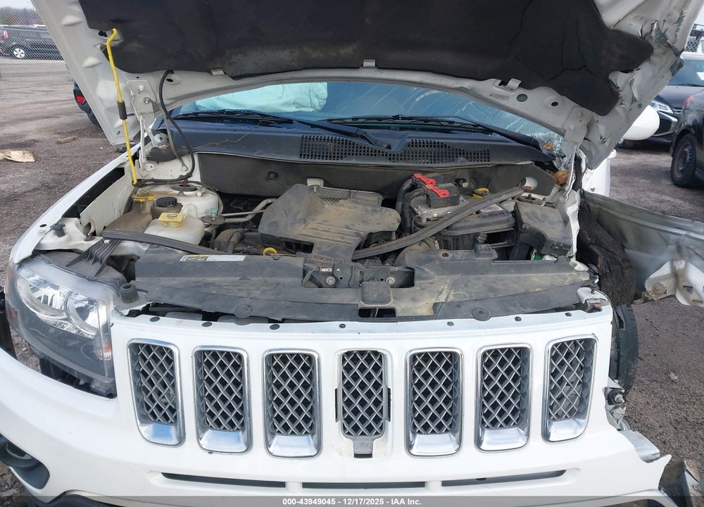 2014 JEEP COMPASS LATITUDE VIN: 1C4NJCEA3ED648020