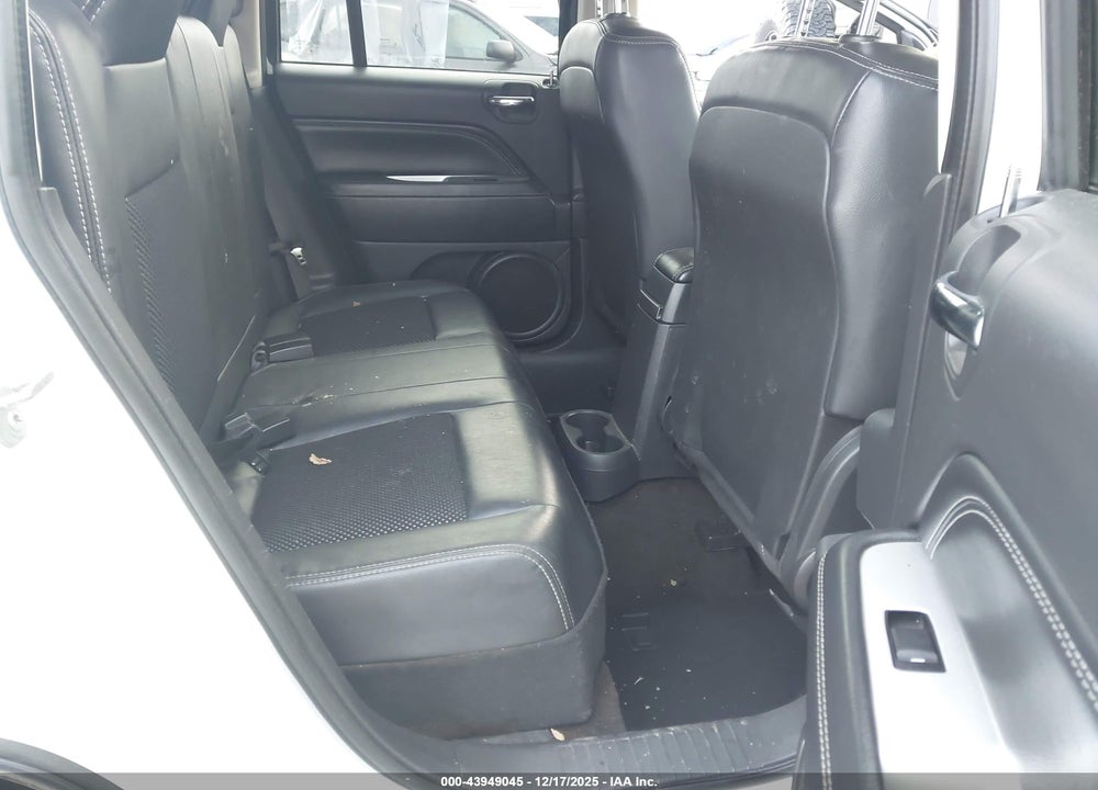 2014 JEEP COMPASS LATITUDE VIN: 1C4NJCEA3ED648020