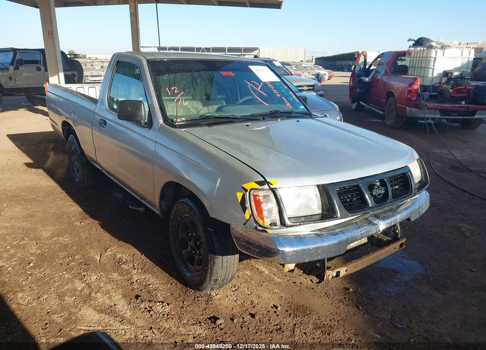 2000 NISSAN FRONTIER XE VIN: 1N6DD21S0YC367859