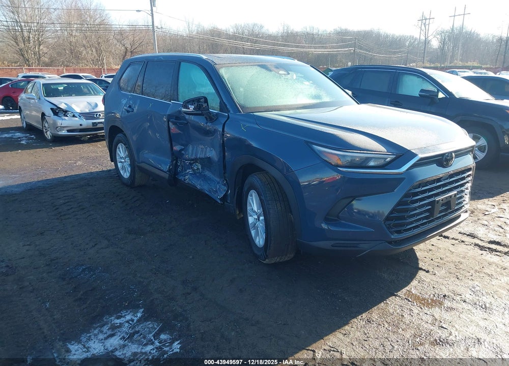 2024 TOYOTA GRAND HIGHLANDER XLE VIN: 5TDAAAB50RS028004