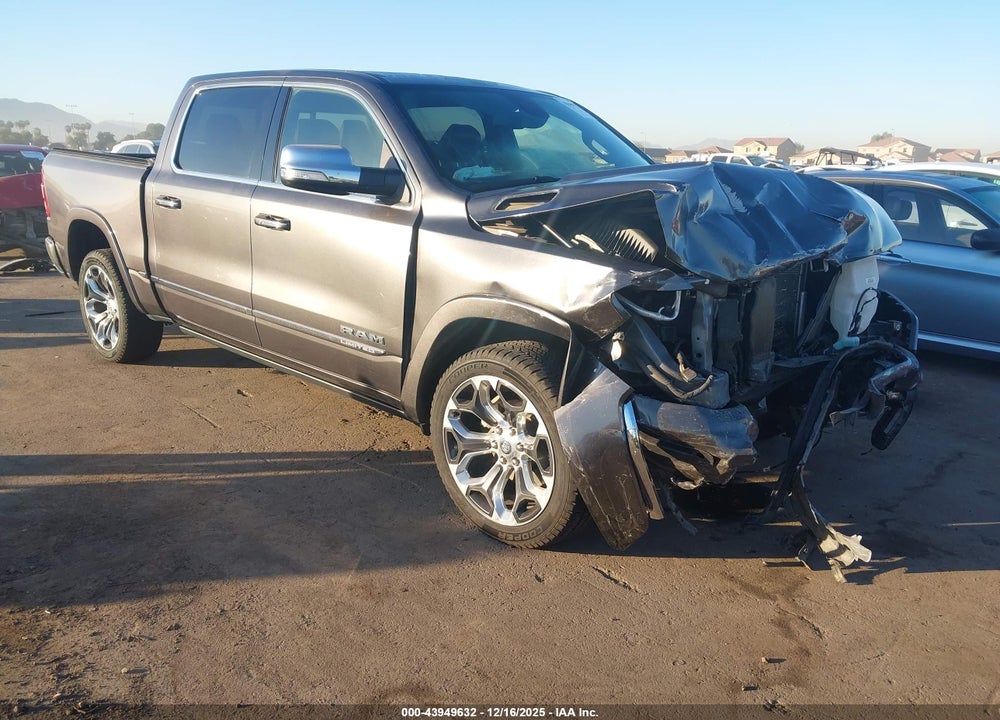2020 RAM 1500 LIMITED  4X4 5'7 BOX VIN: 1C6SRFHT0LN358195