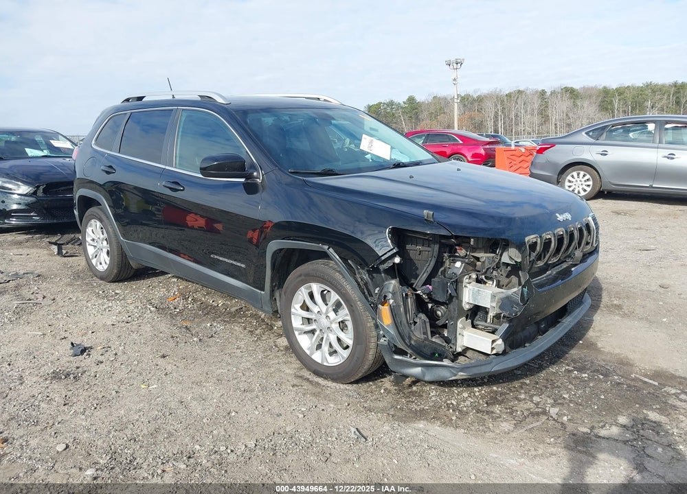 2019 JEEP CHEROKEE LATITUDE FWD VIN: 1C4PJLCB3KD348235