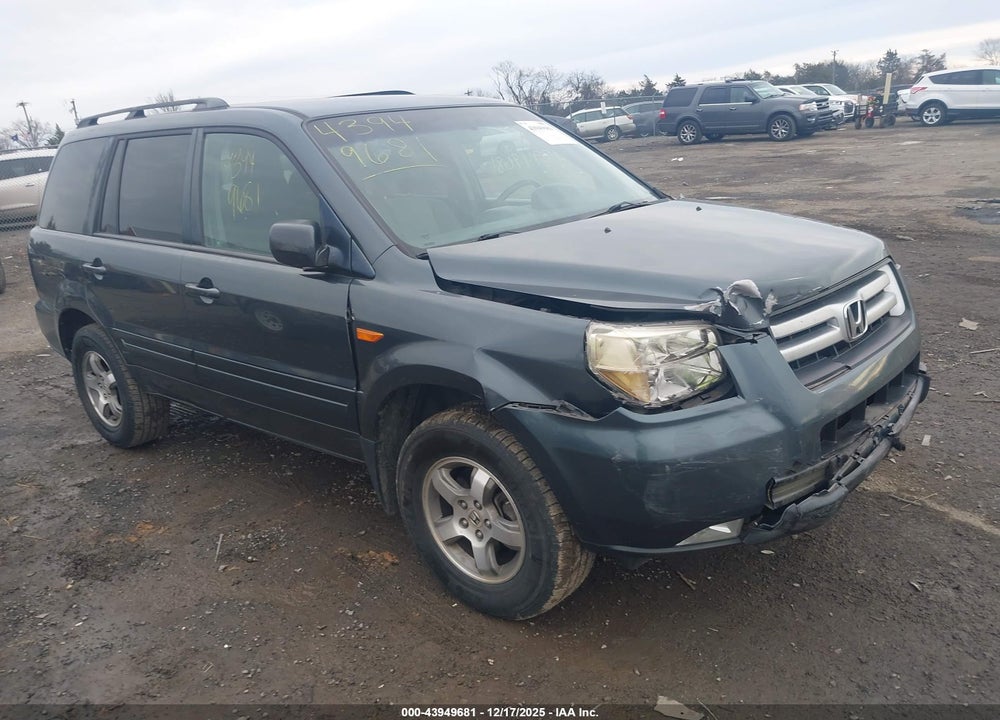 2006 HONDA PILOT EX VIN: 5FNYF28466B039786