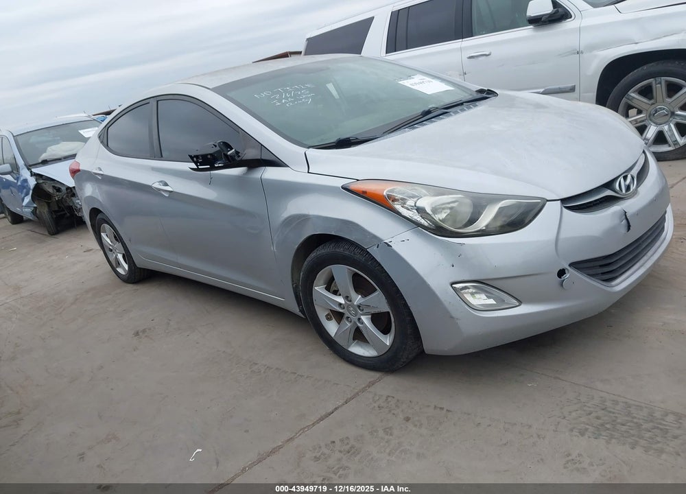 2012 HYUNDAI ELANTRA GLS VIN: 5NPDH4AE7CH124074