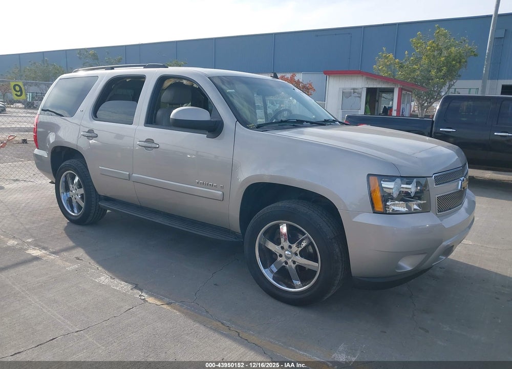 2007 CHEVROLET TAHOE LT VIN: 1GNFC130X7R414001