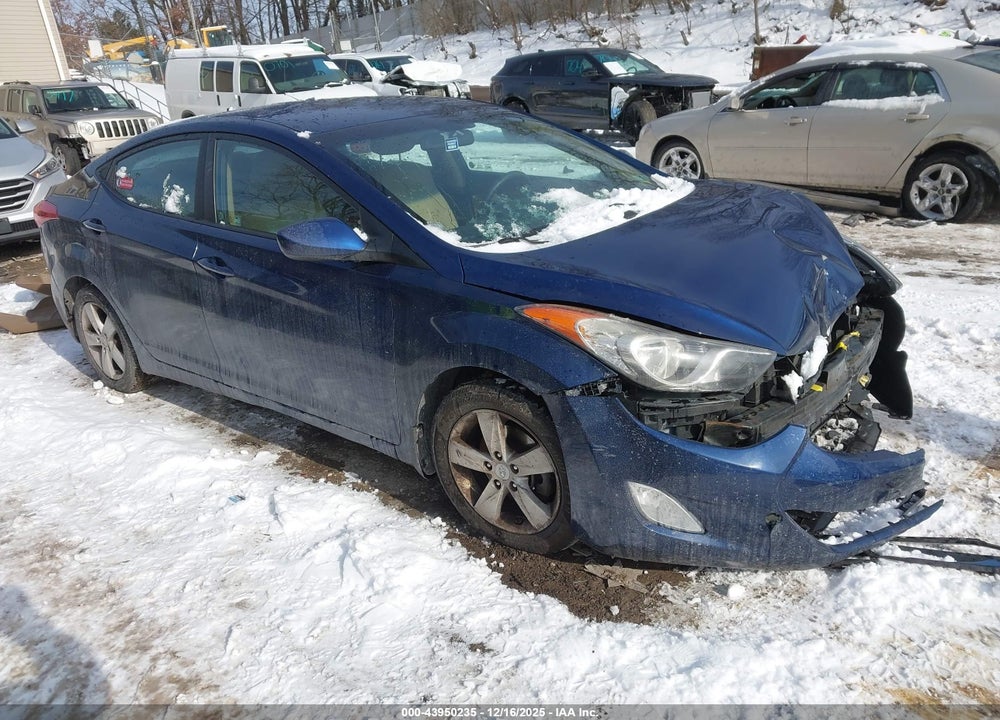 2013 HYUNDAI ELANTRA GLS VIN: KMHDH4AE2DU838889