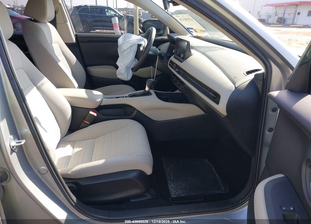 2025 HONDA HR-V 2WD LX VIN: 3CZRZ1H39SM737886