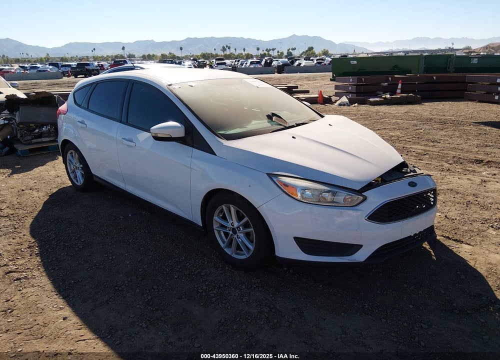 2016 FORD FOCUS SE VIN: 1FADP3K26GL331614