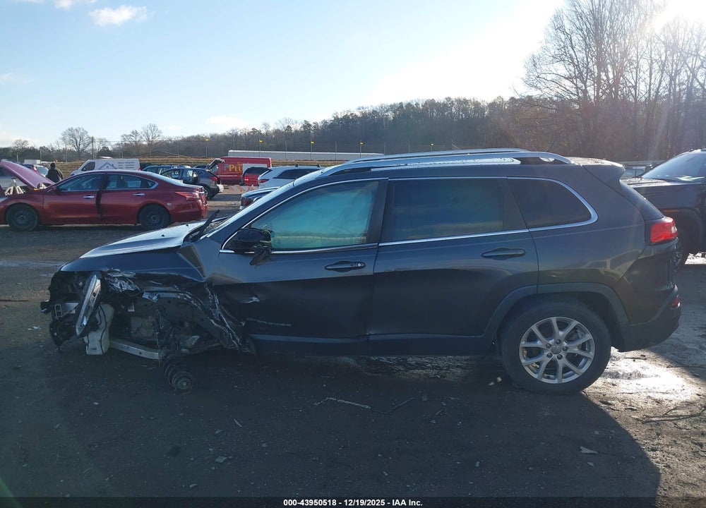 2015 JEEP CHEROKEE LATITUDE VIN: 1C4PJLCB8FW548196