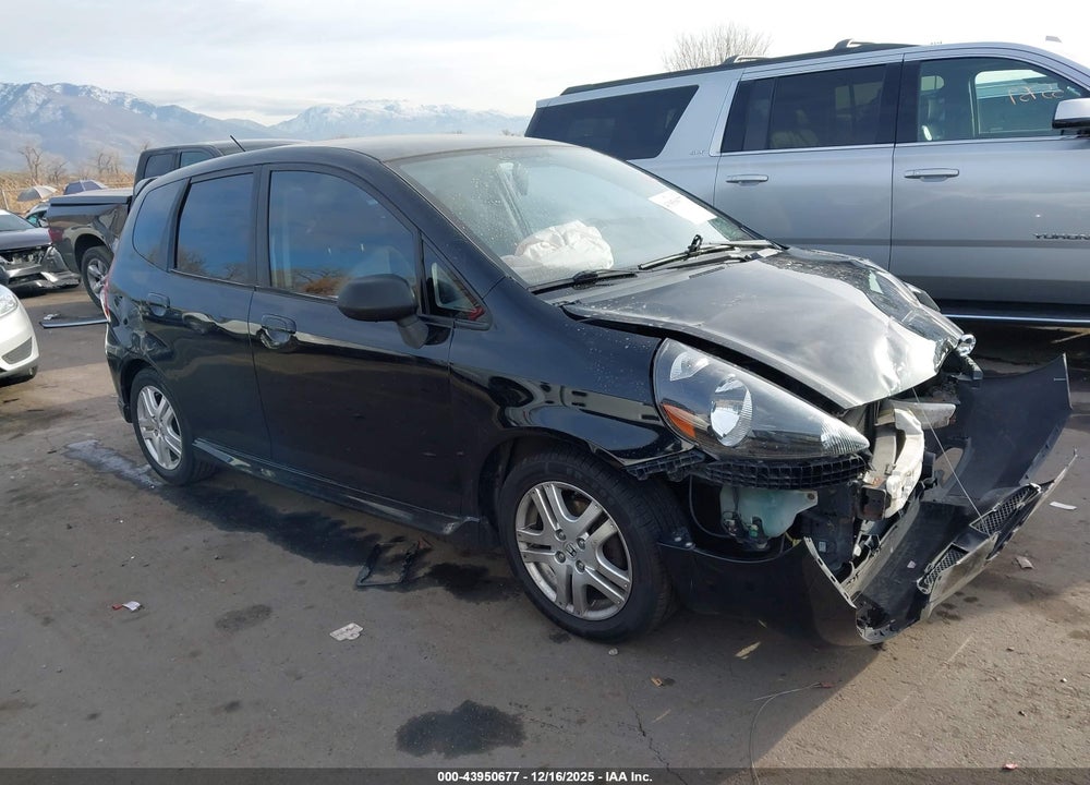 2008 HONDA FIT SPORT VIN: JHMGD38638S042481