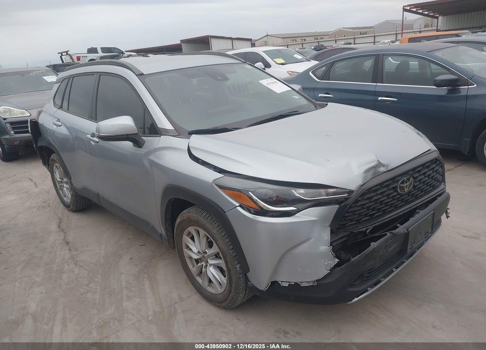 2022 TOYOTA COROLLA CROSS LE VIN: 7MUCAABG2NV024451
