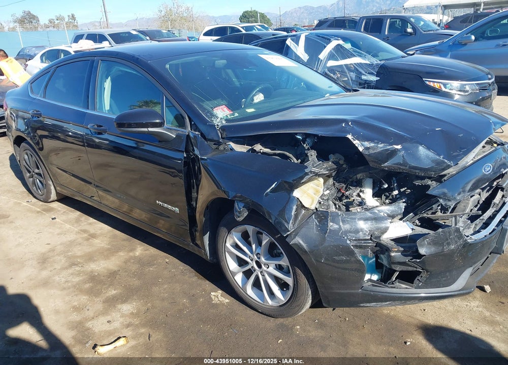 2019 FORD FUSION HYBRID SE VIN: 3FA6P0LU9KR271569