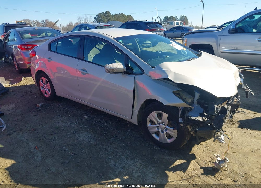 2015 KIA FORTE LX VIN: KNAFK4A63F5360855