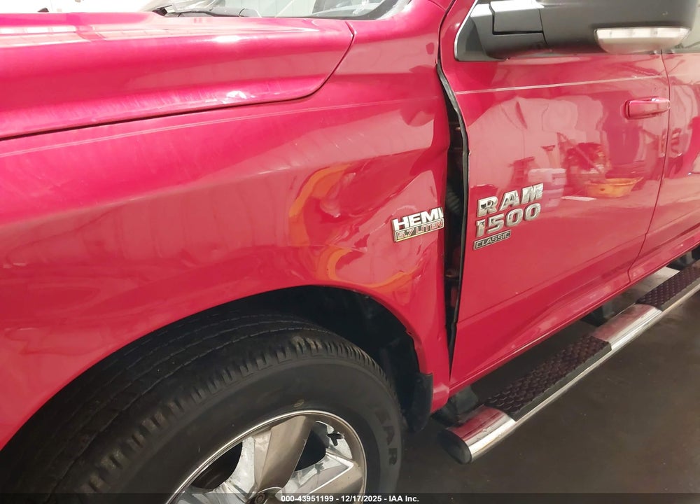 2019 RAM 1500 CLASSIC BIG HORN  4X4 5'7 BOX VIN: 1C6RR7LT3KS557222