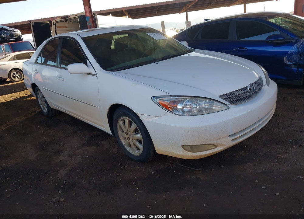 2004 TOYOTA CAMRY XLE V6 VIN: JTDBF32K940155949