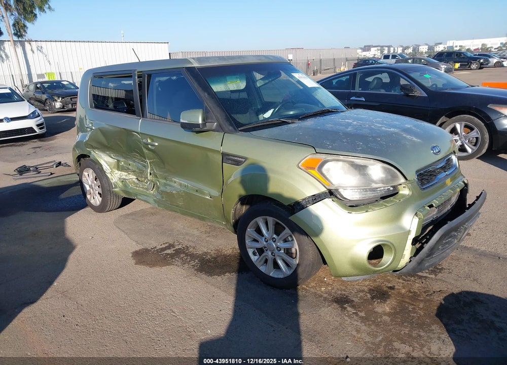 2012 KIA SOUL + VIN: KNDJT2A6XC7390319