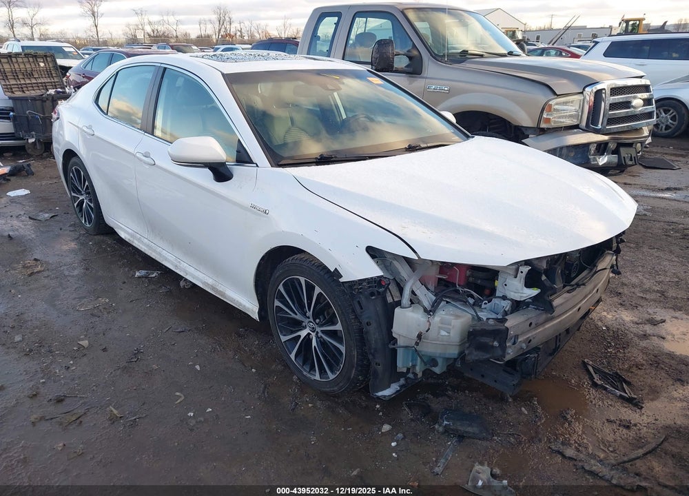 2020 TOYOTA CAMRY HYBRID SE VIN: 4T1J31AK8LU529240
