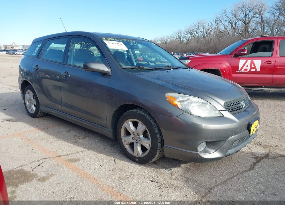 2008 TOYOTA MATRIX XR VIN: 2T1KR30E48C692714