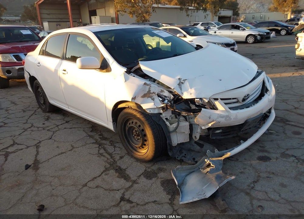 2013 TOYOTA COROLLA LE VIN: 5YFBU4EE8DP158185
