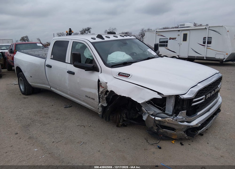 2021 RAM 3500 TRADESMAN  4X4 8' BOX VIN: 3C63RRGLXMG505012