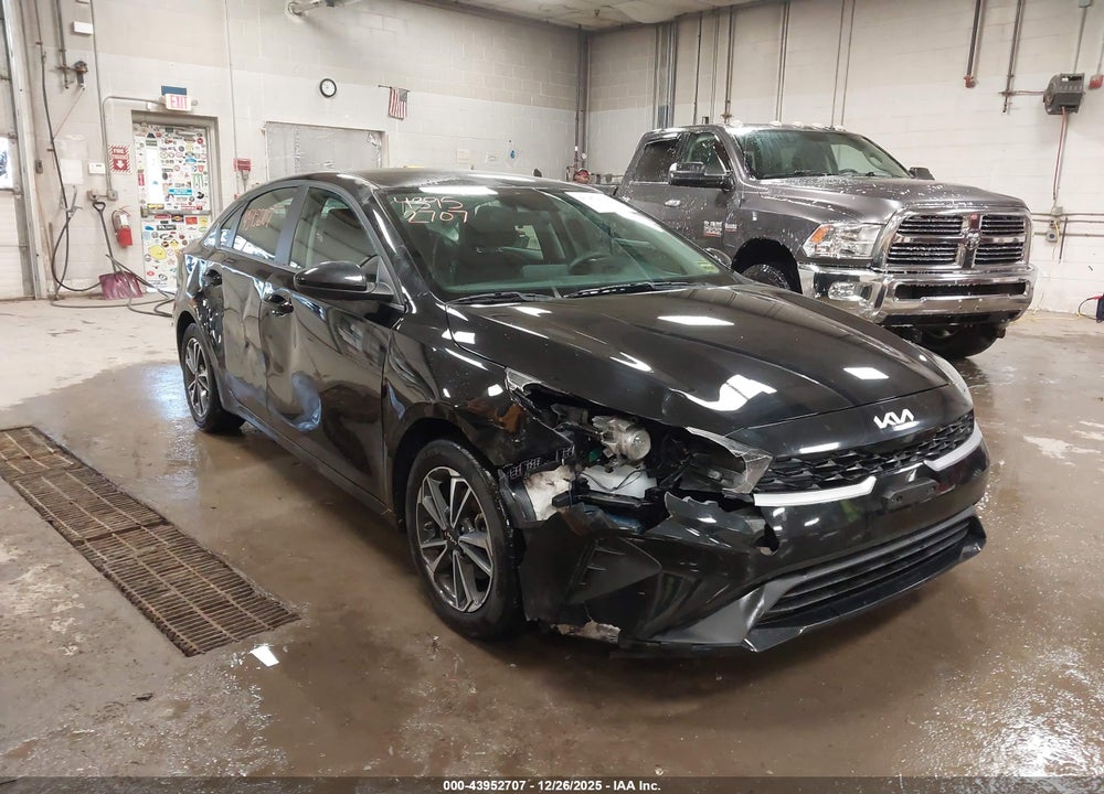 2024 KIA FORTE LXS VIN: 3KPF24ADXRE706099