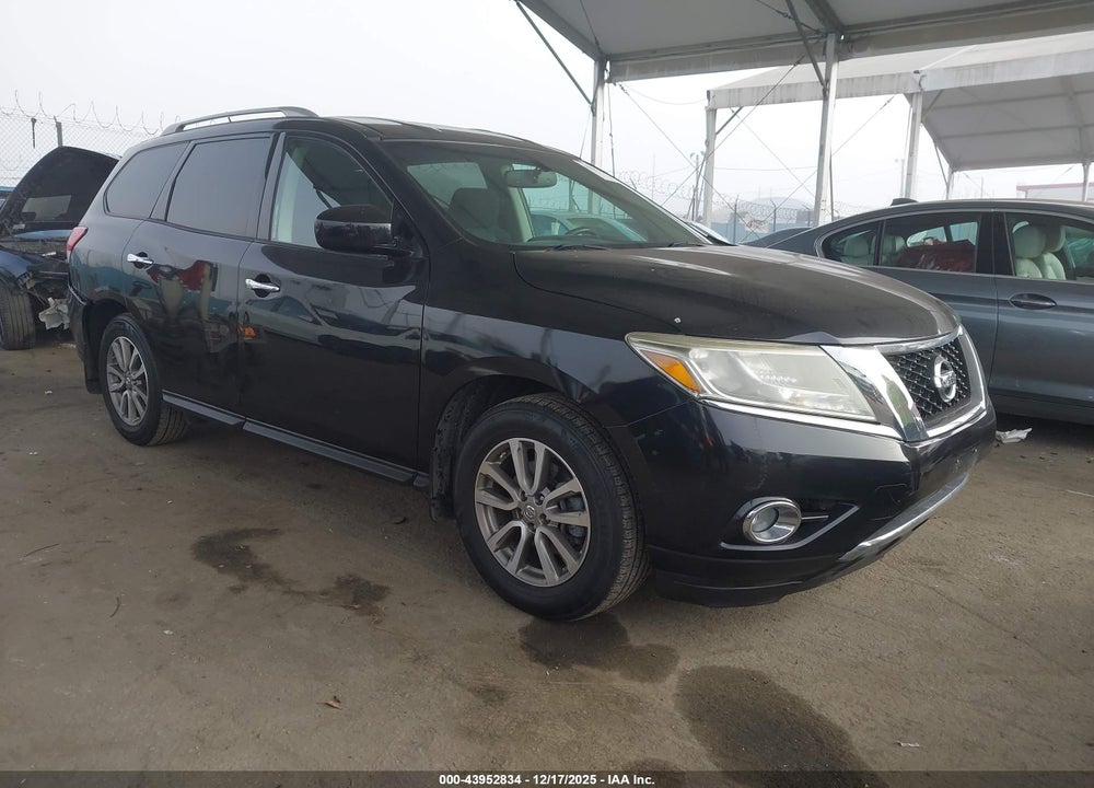2015 NISSAN PATHFINDER SV VIN: 5N1AR2MN3FC692706