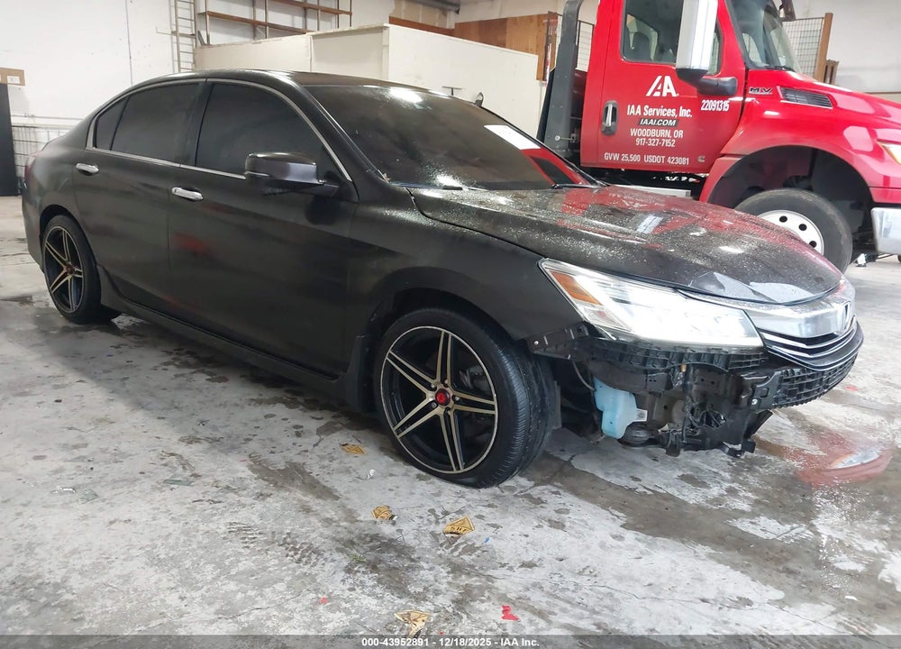 2016 HONDA ACCORD TOURING VIN: 1HGCR3F9XGA018568