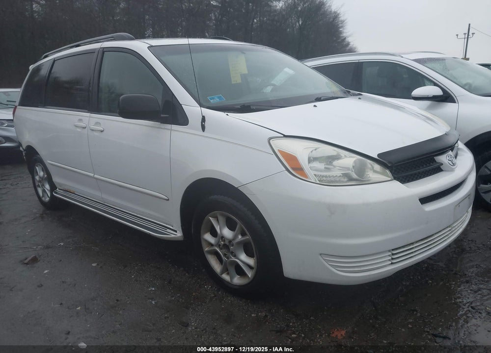 2005 TOYOTA SIENNA LE VIN: 5TDBA23CX5S032028