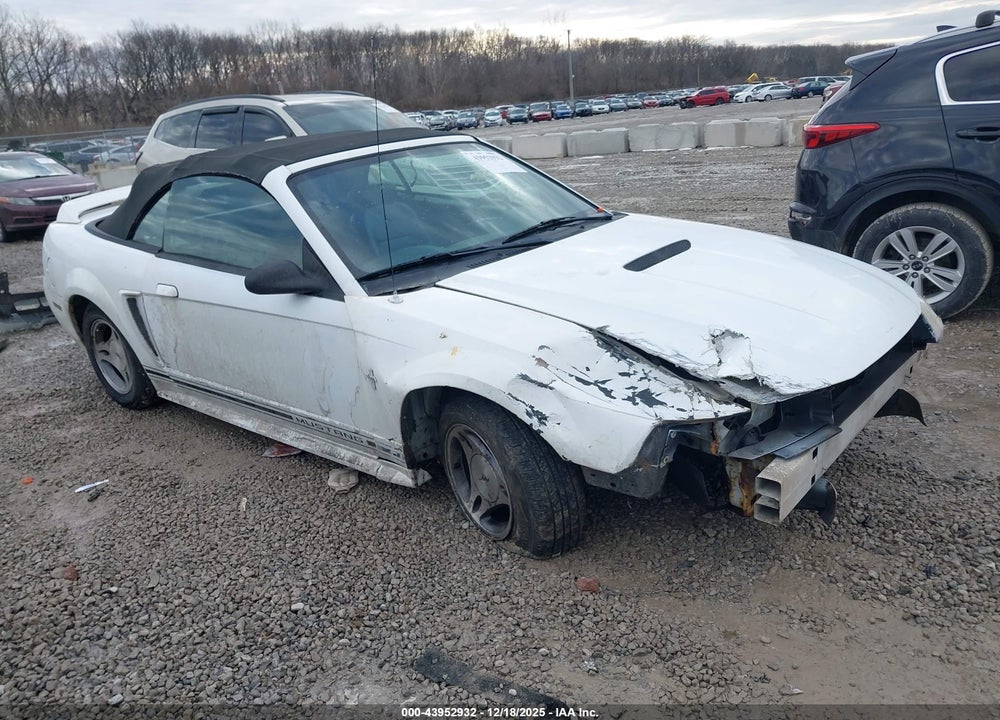 2000 FORD MUSTANG VIN: 1FAFP4444YF240693