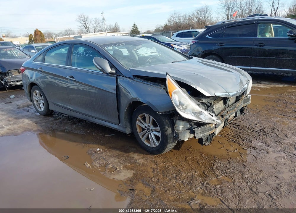 2014 HYUNDAI SONATA GLS VIN: 5NPEB4AC5EH900211