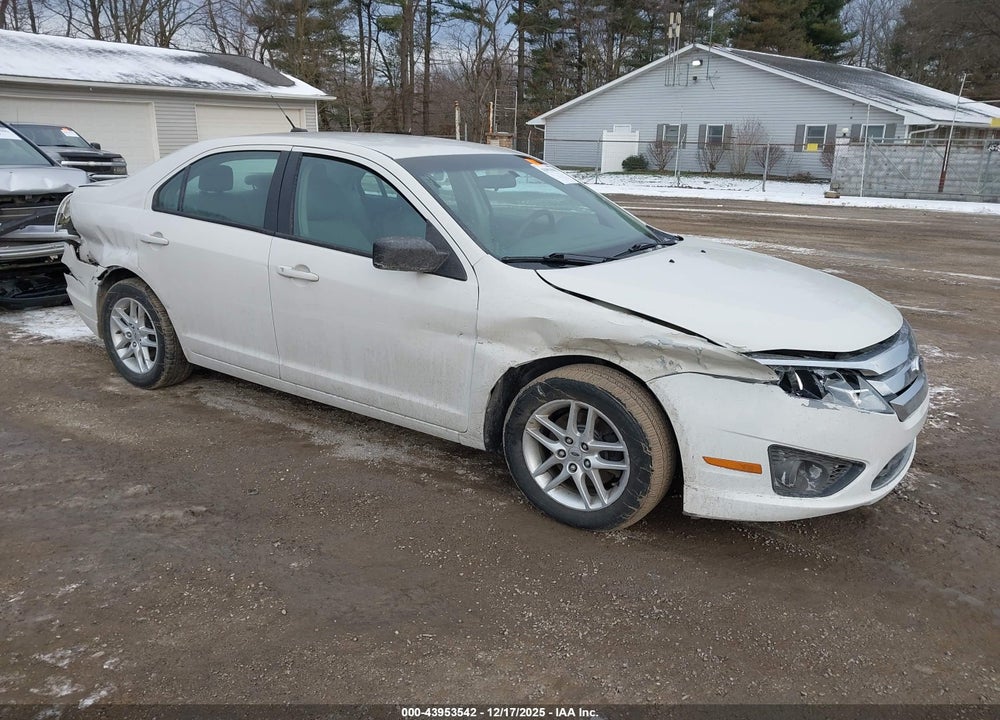 2012 FORD FUSION S VIN: 3FAHP0GA7CR374709