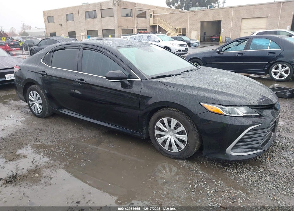 2022 TOYOTA CAMRY LE HYBRID VIN: 4T1C31AK8NU591572